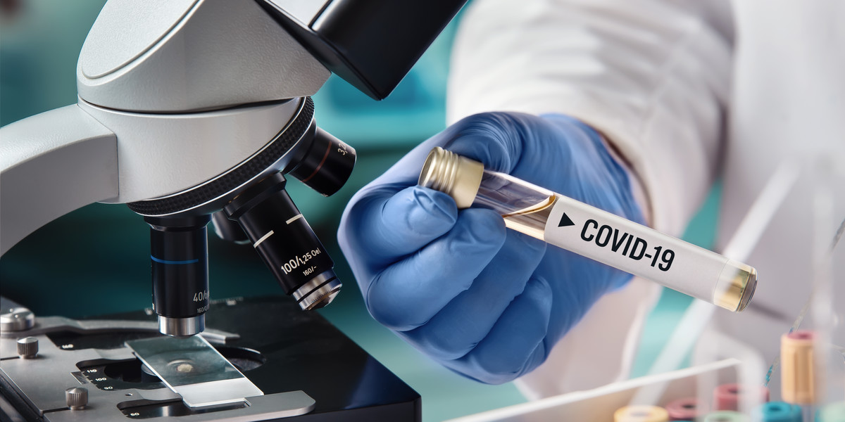 Lubelska spółka biotechnologiczna Biomed poinformowała, że z sukcesem zakończyła pierwszy etap produkcji polskiego leku na COVID-19.