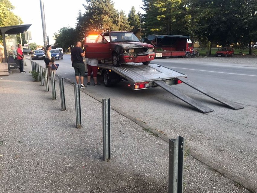 Požar na automobilu u Čačku