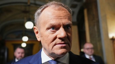 donald tusk o "pełnej mobilizacji". mówi o polakach w państwie zaatako