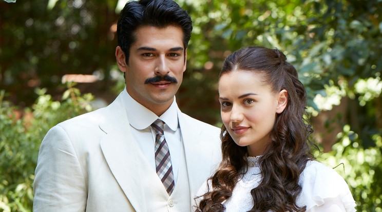 Burak Özcivit és Fahriye Evcen az életben is párt alkotnak (Fotó: (Tv2)