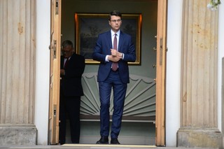 Müller: Każdy fizyczny atak na jakiegokolwiek demonstranta będzie karany