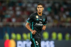 Raphael Varane za 50 milionów euro ma trafić do Manchesteru United