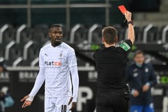Marcus Thuram zdyskwalifikowany za oplucie rywala