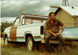 „Aż do piekła”: Film o systemie, który faworyzuje bogatych i poniża biednych