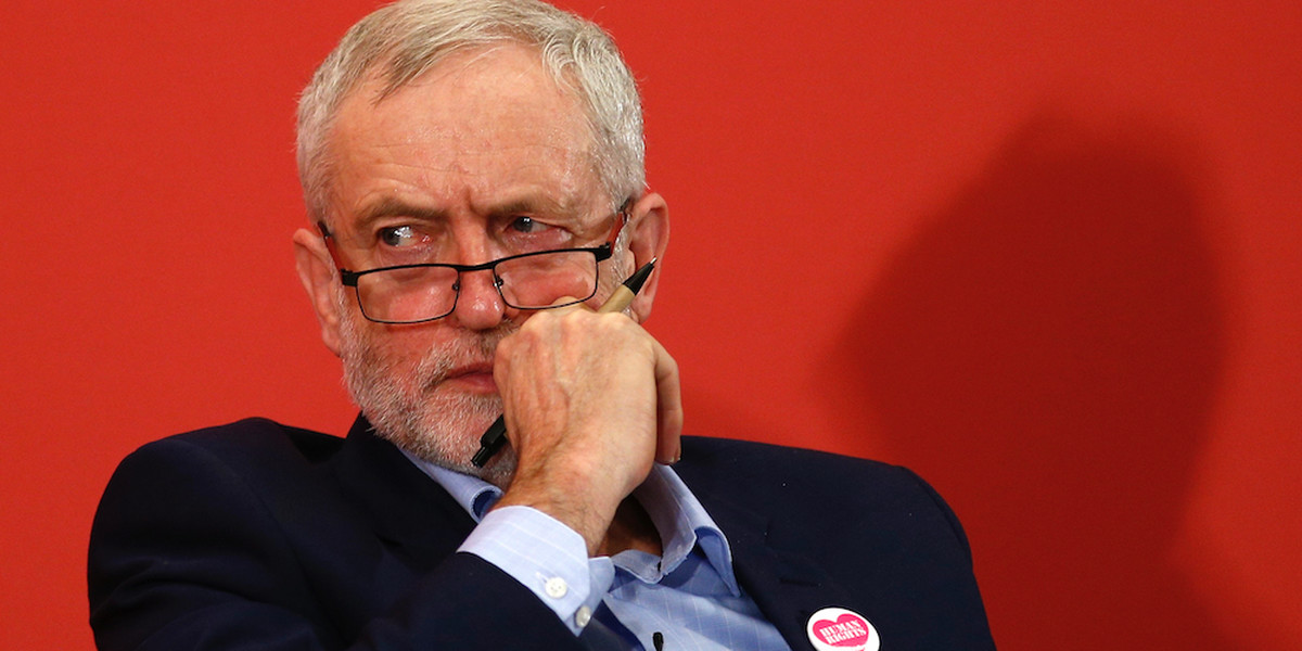 Corbyn orders Labour MPs to vote for Brexit bill even if they fail to win a single amendment