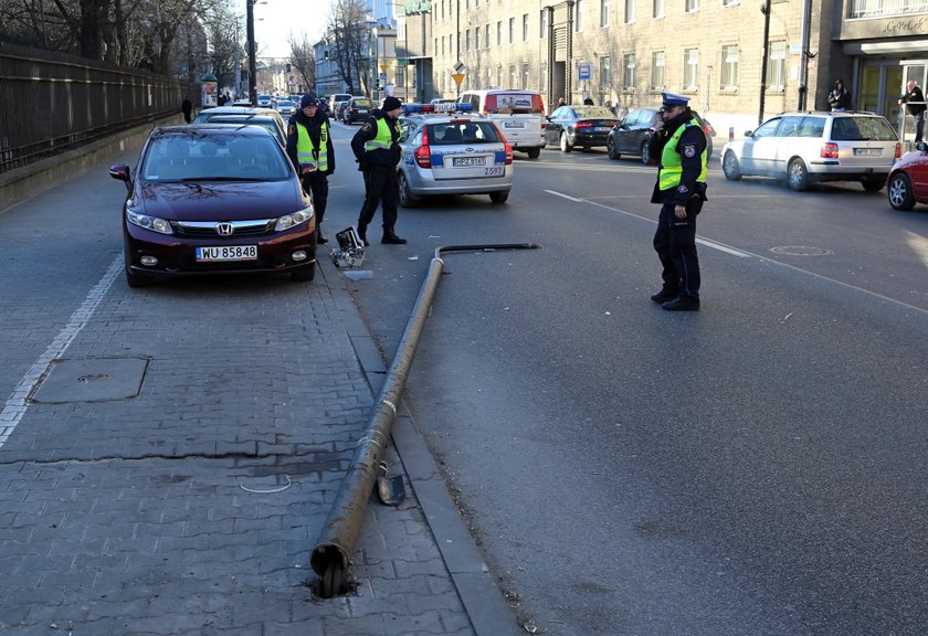 Latarnia upadła na Koszykową