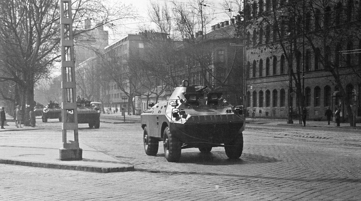 1966-ban Budapest utcáin is lehetett velük találkozni / Fotó: Fortepan/Ladinek Viktor