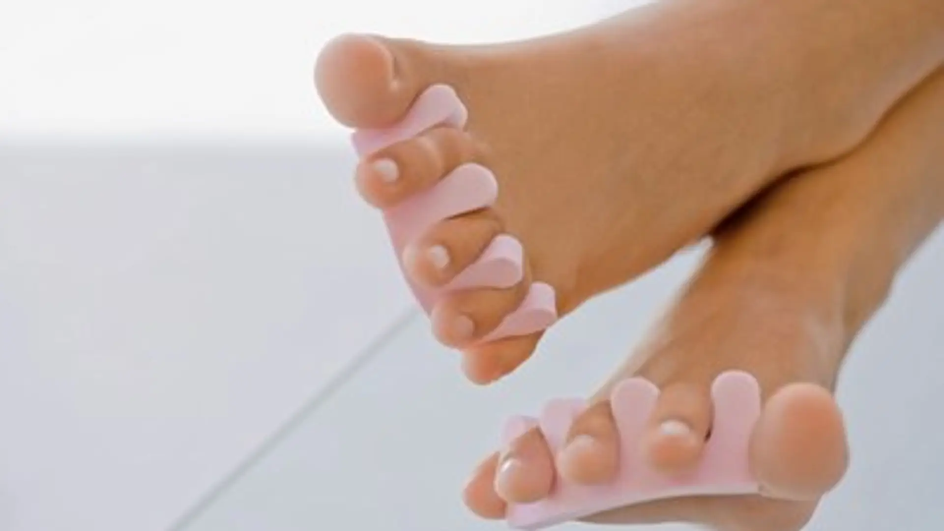 Pedicure krok po kroku: sekret pięknych stóp