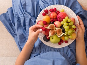 Súlyos betegségeket is okozhat, ha ezt az egy lépést nem végzed el, mielőtt zöldséget vagy gyümölcsöt fogyasztanál