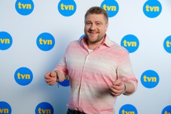 Kucharz znany z TVN wreszcie się ustatkował. W weekend wziął ślub na Bali