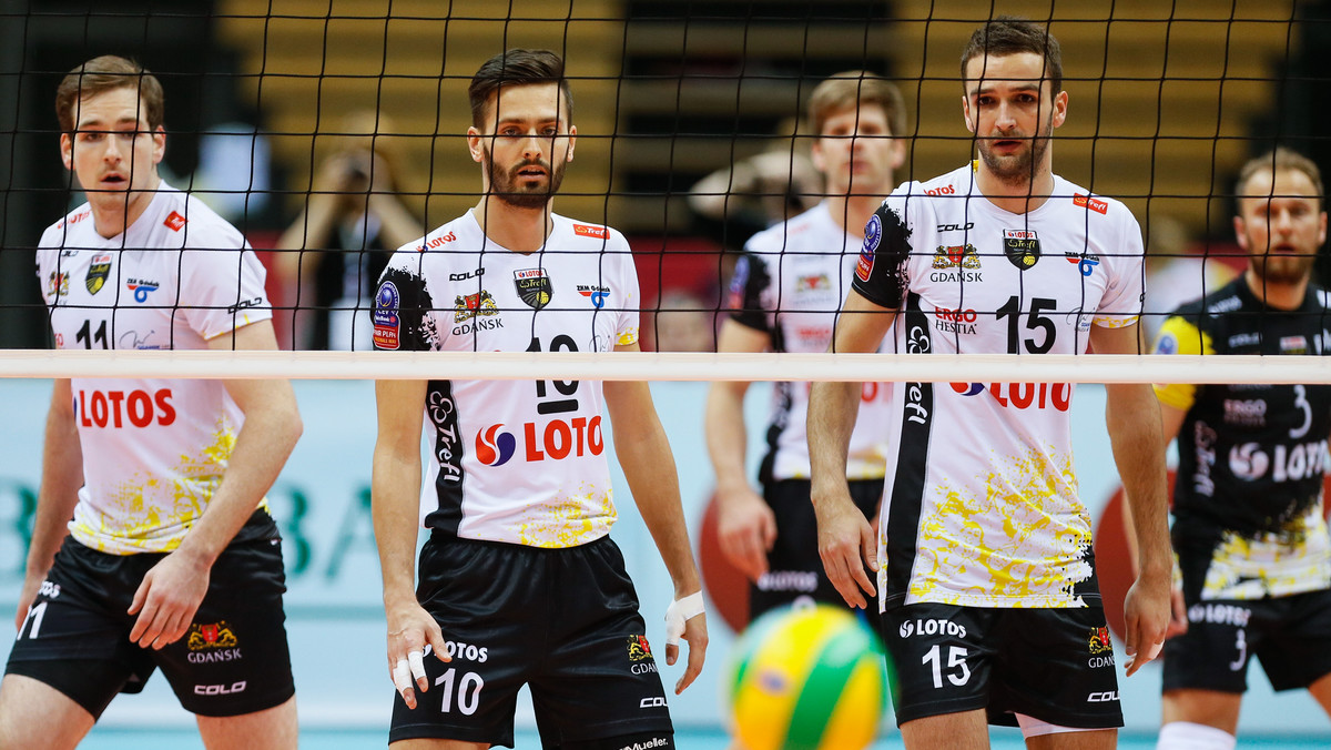 Lotos Trefl Gdańsk efektownie ograł na wyjeździe 3:0 (25:18, 25:17, 25:14) ACH Volley Ljubljana w trzeciej kolejce siatkarskiej Ligi Mistrzów. Wicemistrzowie Polski odnieśli drugie zwycięstwo w grupie F rozgrywek i są coraz bliżej awansu do fazy pucharowej. Kolejny mecz, rewanż z ekipą z Ljubljany, Lotos Trefl rozegra w Polsce 17 grudnia.