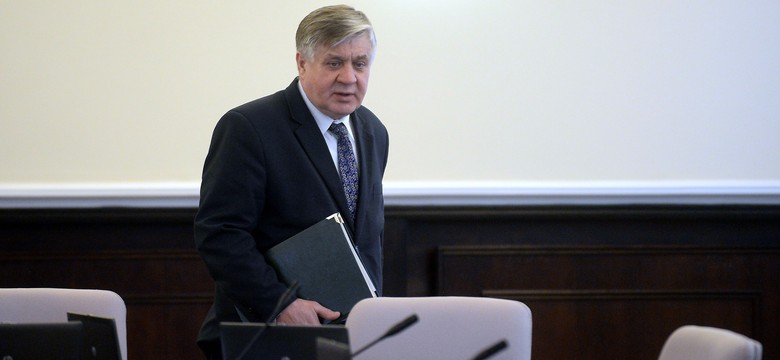 "Proszę o przerwę i przebudzenie ministra". Nocne żarty podczas głosowania. WIDEO