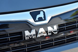 Branża pojazdów ciężarowych zostanie zmieniona przez cyfryzację, elektryfikację i autonomiczną jazdę