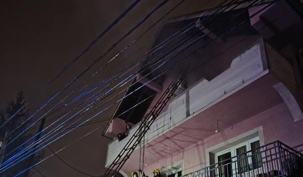 Požar u porodičnoj kući na Zvezdari