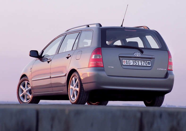 Toyota Corolla IX (2001-07) od 8000 zł - kombi