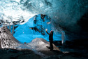 Lodowe jaskinie na Islandii
