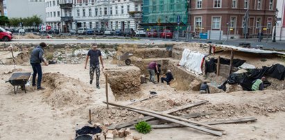 Wykopaliska na placu Kolegiackim