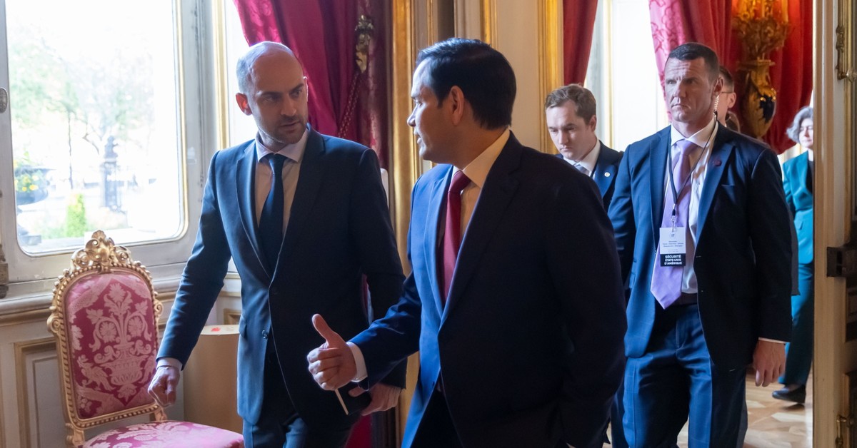 Ukraina będzie musiała pójść na wiele ustępstw? Tajny dokument USA ws. zakończenia wojny