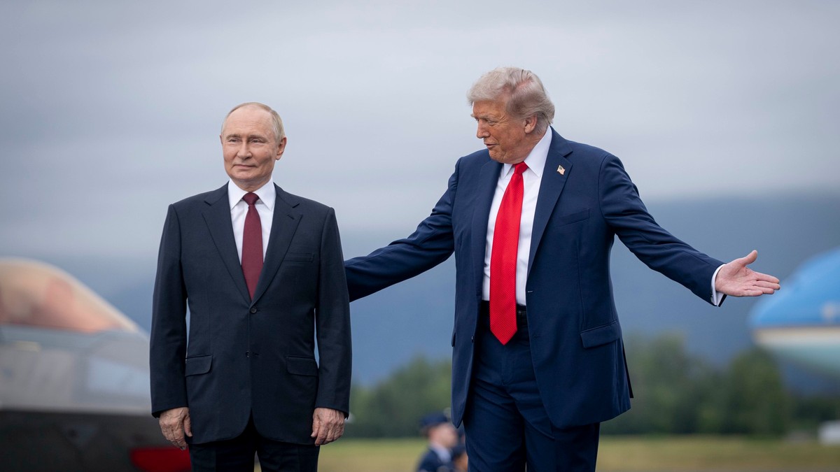 Vladimir Putin i Donald Tramp na Aljasci