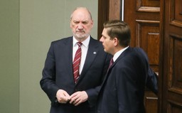 Macierewicz ws. katastrofy smoleńskiej: Ówczesne władze nie chciały jej badać