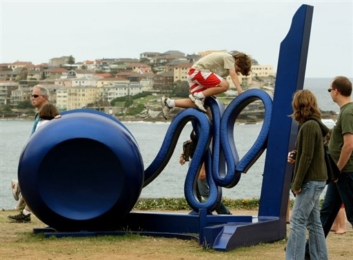 AUSTRALIA - SCULPTURE - SEA