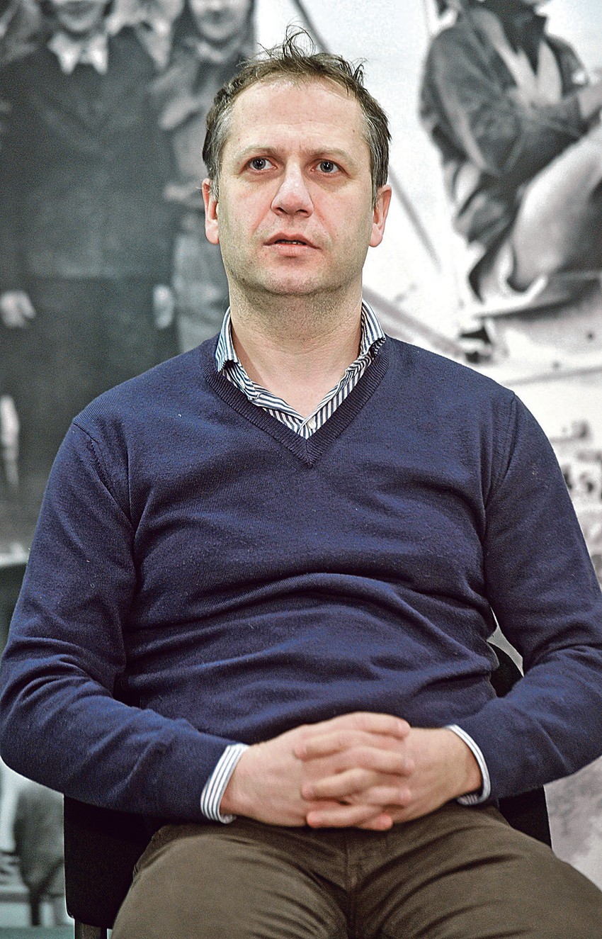 Zapaljive izjave političkih aktera i protestne note koje šalju jedna ili druga strana građani čak i ne uzimaju u obzir, kaže Vladimir Pejić