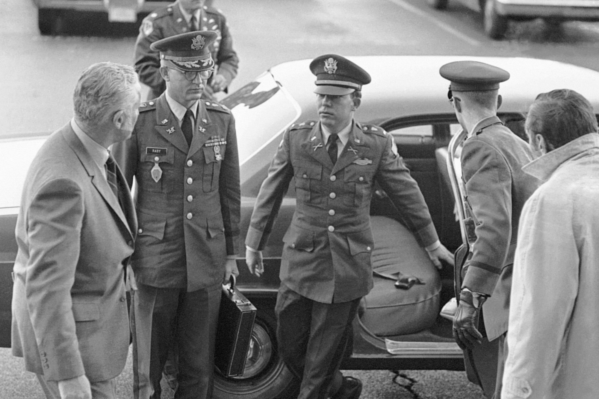 Zomrel bývalý americký dôstojník William Calley, ktorý bol ako jediný odsúdený v súvislosti s masakrom civilistov v dedine My Lai počas vietnamskej vojny.