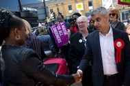 Muzułmanin Sadiq Khan, kandydat Partii Pracy, w czasie kampanii przed wyborami burmistrza Londynu