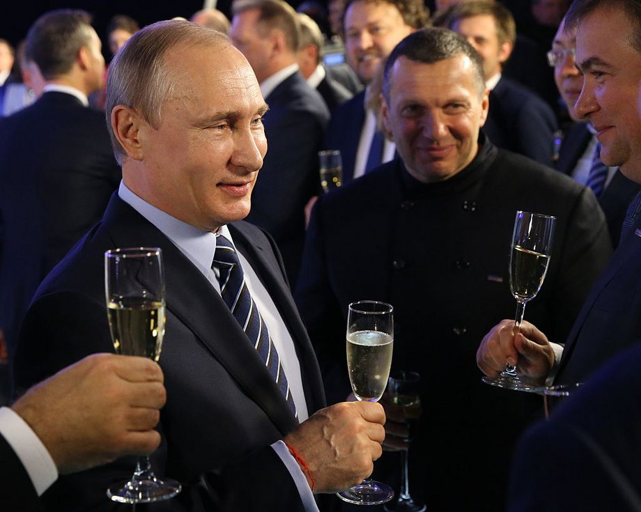Putin and Soloviev at the 25th birthday of Russian state television