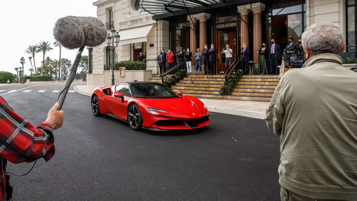 Ferrari SF90 Stradale na ulicach Monako – cały film