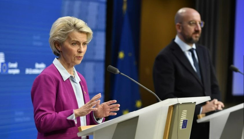 Ursula von der Leyen i Charles Michel