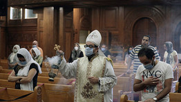 Hatalmas tűz ütött ki egy kopt keresztény templomban, 41-en meghaltak