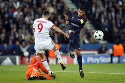 Liga Mistrzów: Lewandowski w cieniu gwiazd Paris Saint Germain. Bayern zdemolowany w Paryżu [WIDEO]