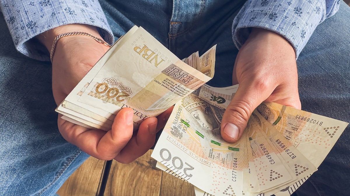 Nowe świadczenie dla rolników: do wzięcia 2400 zł od 1 ha. Wnioski już od 1 grudnia