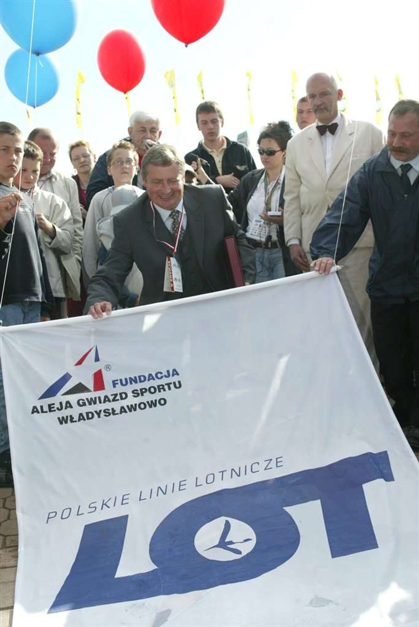 Nie żyje jeden z najlepszych polskich pilotów. Zmarł w 18 urodziny córki