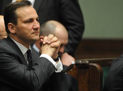 Sikorski: Minister ma ciężkie życie