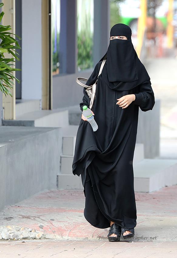 Abaya Burka Niqab Diese Kopftuch Arten Gibt Es Im Islam