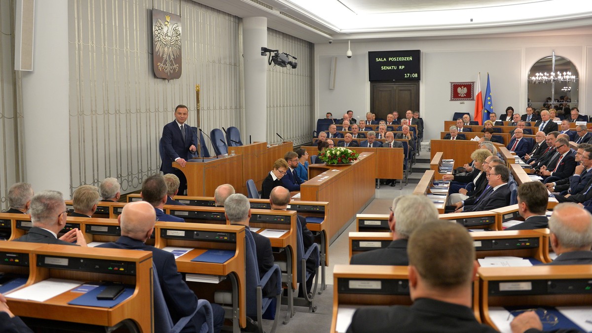 Adam Bielan (PiS), Grzegorz Czelej (PiS), Maria Koc (PiS) i Bogdan Borusewicz (PO) zostali wybrani na wicemarszałków Senatu IX kadencji.