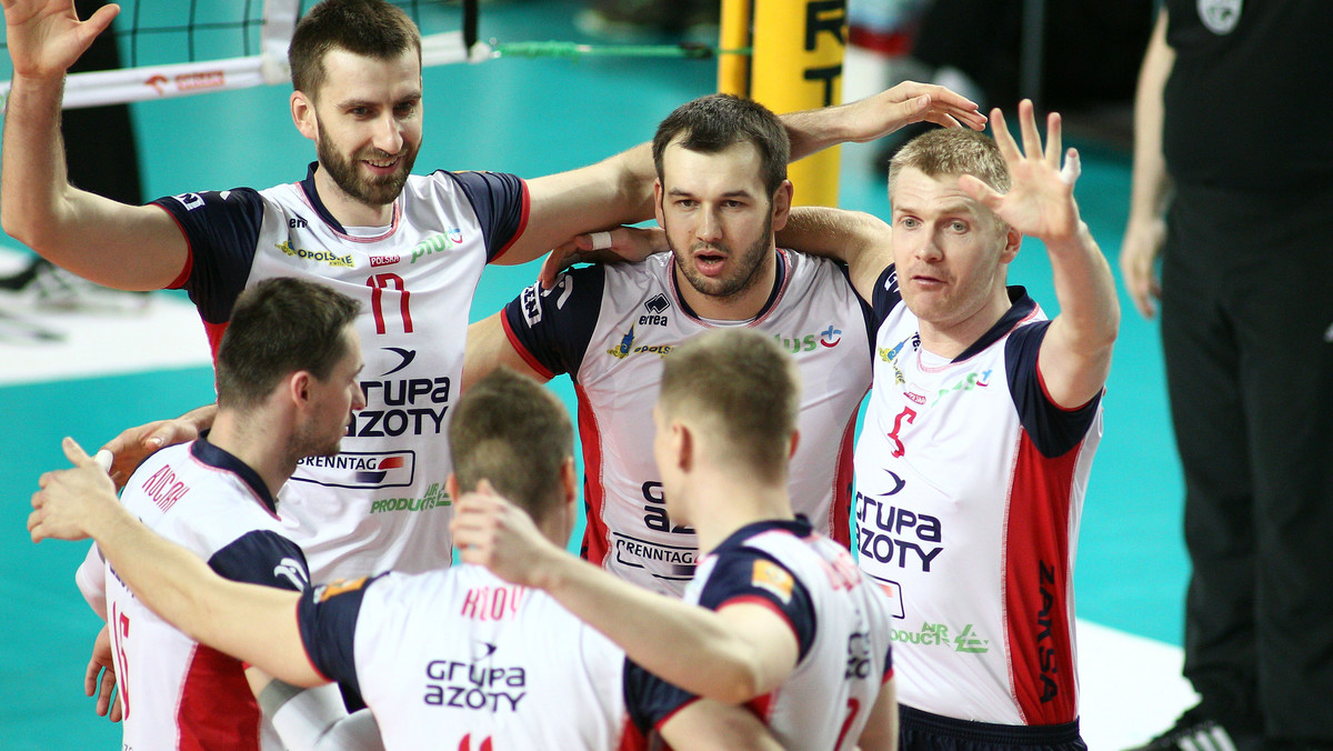 Polskie drużyny poznały rywali w siatkarskim Pucharze CEV. ZAKSA Kędzierzyn-Koźle zmierzy się z ekipą Tiikerit Kokkola (Finlandia), Atom Trefl Sopot z Siewierodonczanką Siewierodonieck (Ukraina), a Tauron Banimex MKS Dąbrowa Górnicza z Dinamo Rompest Bukareszt (Rumunia).