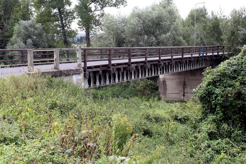 Porąbał siekierą przyjaciela, bo... nie sprzątał