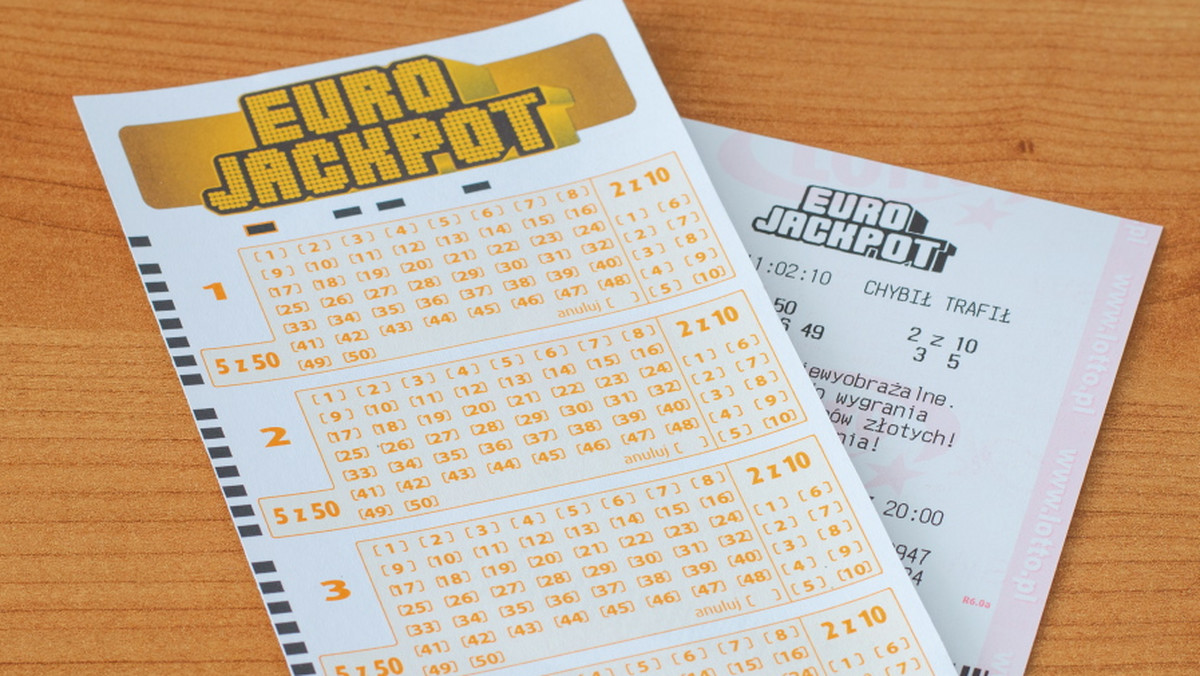 7, 8, 24, 34, 46 oraz 4, 8 – poprawne skreślenie tych siedmiu liczb zapewniło szczęśliwcowi z Finlandii wygraną we wczorajszej loterii Eurojackpot. Zwycięzca wzbogaci się o 90 milionow euro. O szczęściu może mówić też dwóch graczy z Polski, którzy solidarnie zgarnęli po ponad 625 tysięcy złotych.