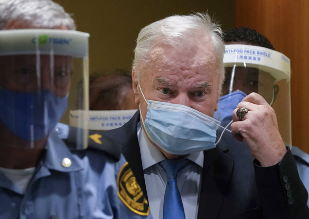 Ratko Mladic w sądzie w Hadze