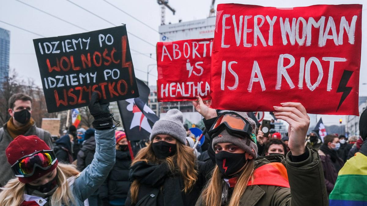 Smoleńsk Po Którym Nie Było Dobranocki I Protesty Które Spowodowały że Poczuliśmy Się Dorośli 4254