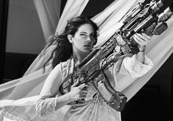 Lana Del Rey oficjalnie zapowiada swój miesiąc miodowy