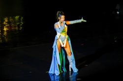 Julia Wieniawa miała wypadek. Jeździ na wózku. Co się stało? [FOTO]