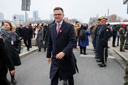 Hołownia na finiszu kadencji. Tyle osób ocenia go pozytywnie – reszta nie zostawia suchej nitki [SONDAŻ]