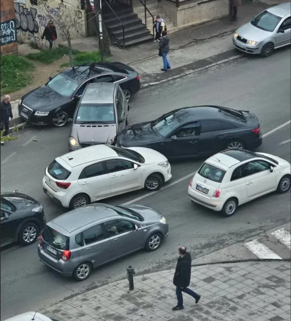 Sudar 4 automobila u Rakovici