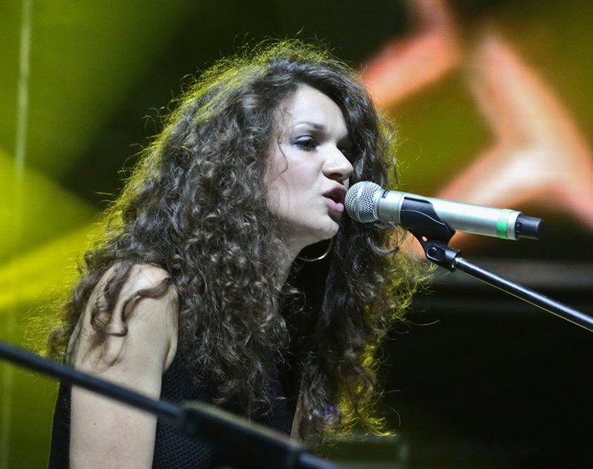 Katarina Pejak: Između Vana Morisona i Nore Džouns