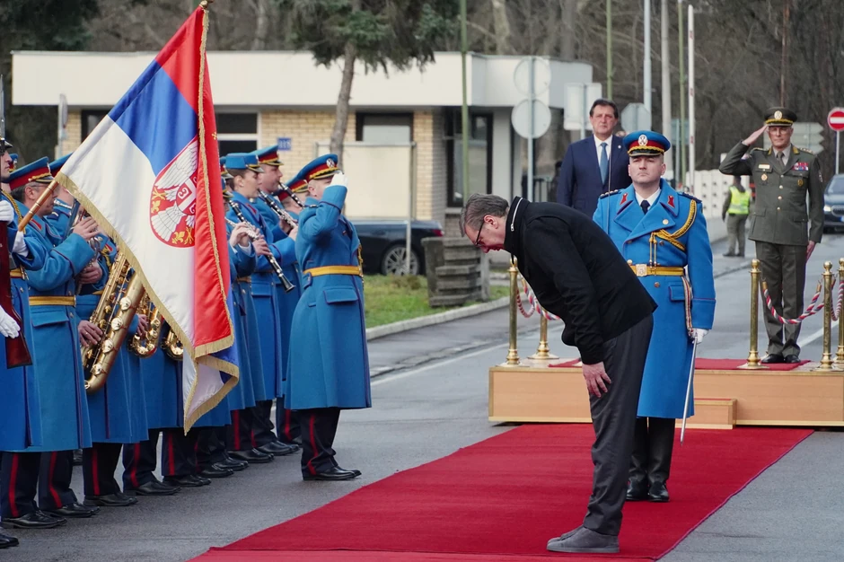 Aleksandar Vučić na smotri vojske