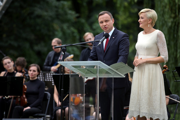 Prezydent Andrzej Duda z małżonką rozpoczęli akcję Narodowe Czytanie "Quo vadis" Henryka Sienkiewicza.